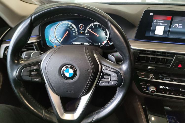 Used BMW 5 Series 2018 530Li Leading Edition Luxury Package
