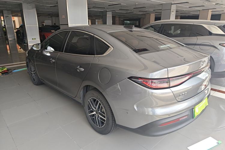 Used BYD Seal 05 DM-i 2025 DM-i Intelligent Drive 120KM Flagship Model Exterior 2