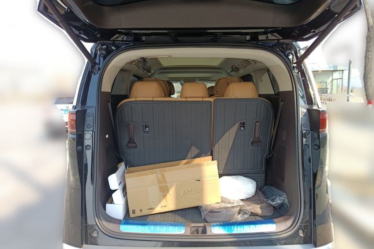 Used Denza D9 2024 DM-i 980 Four-Wheel Drive Prestige Model