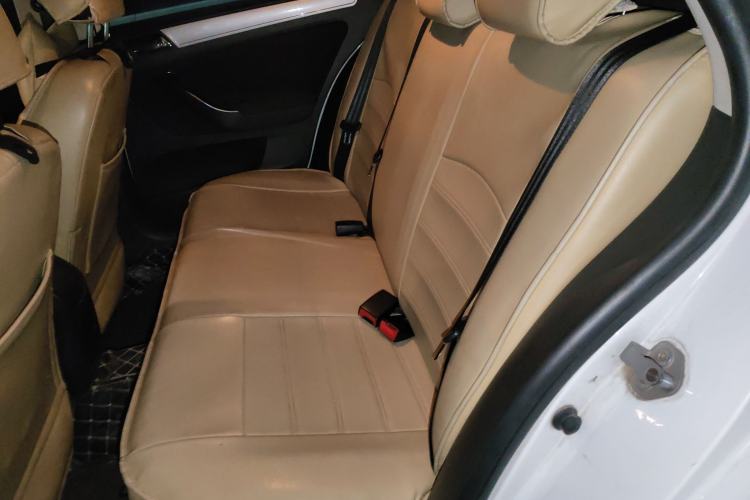 Used Volkswagen Bora 2014 1.6L Manual Fashion Edition
