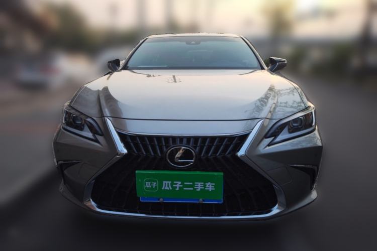 Used Lexus ES 2023 200 Excellence Edition