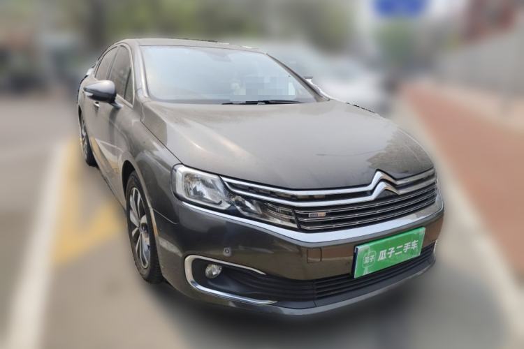 Used Citroen C6 2017 350THP Luxury Model Front Right 45 Deg