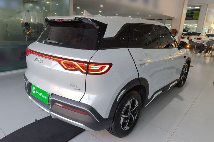 Used BYD Yuan UP 2025 Intelligent Driving Version 401 km Leading Edition