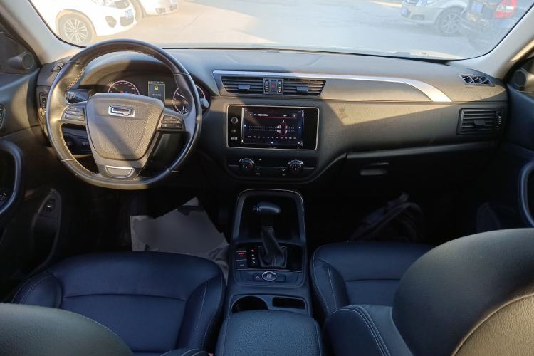 Used Qoros 5 2018 Revised Version 1.6T Automatic Leading Edition
