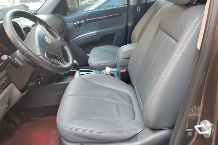 Used Hyundai Santa Fe Classic 2012 2.4 Comfort Edition 7-Seater Four-Wheel Drive