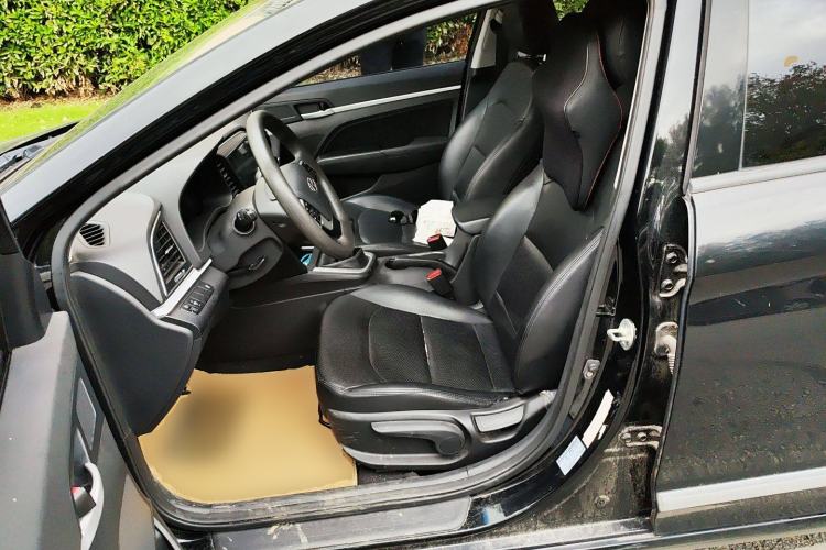 Used Hyundai Elantra (6th Generation / Lingdong) 2016 1.6L Manual ZhiXuan · Dynamic Model
