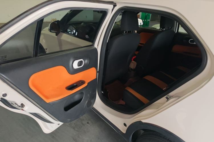 Used MG 3SW 2015 1.5L AMT Elite Model
