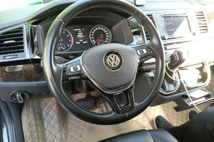 Used Volkswagen Multivan 2018 2.0 TSI 4x4 Prestige Edition 7-Seater
