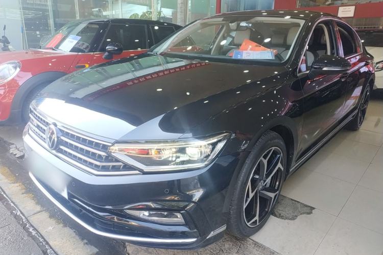 Used Volkswagen Magotan 2023 2 Million Units Limited Edition 330TSI DSG Leading Version