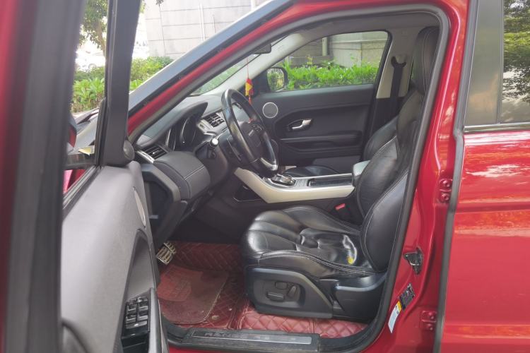 Used Land Rover Range Evoque 2013 2.0T 5-Door Ignite Edition Left Front Seat