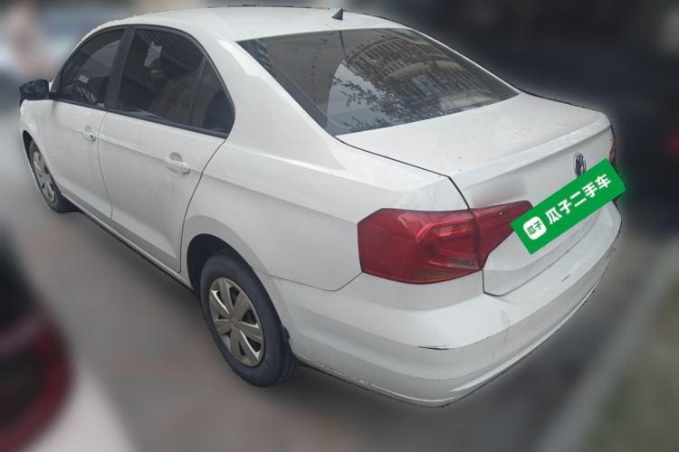 Used Volkswagen Jetta 2017 1.5L Manual Fashion Edition
