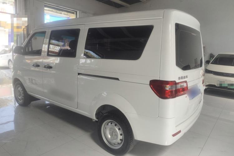 Used Jinbei Hiace X30 2023 1.5L Super-Comfortable Passenger Van 5/6/7-Seater Non-Air-Conditioned Version Model SWC15M Rear Left 45 Deg