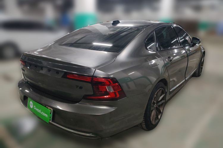Used Volvo S90 New Energy 2023 T8 Plug-in Hybrid All-Wheel Drive Long-Range Zhiyi Luxury Edition
