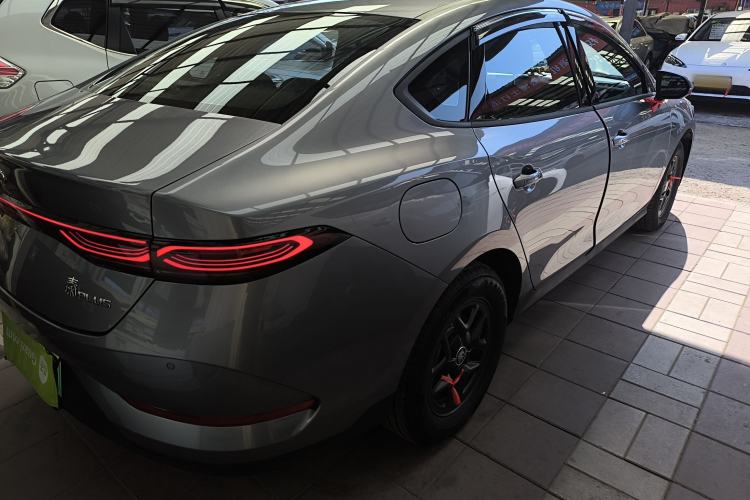 Used BYD Qin PLUS 2025 DM-i Smart Drive 55KM Leading Model Right Rear Taillight