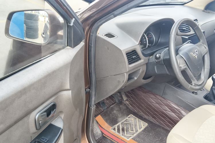 Used Wuling Hongguang 2014 1.5L S Standard Version