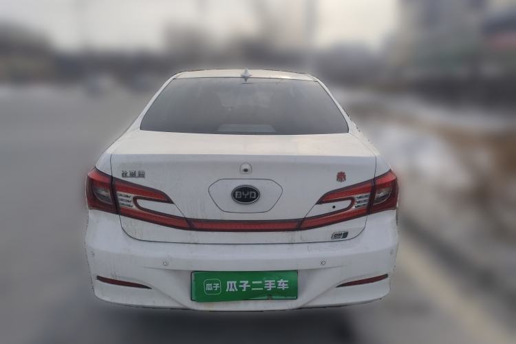 Used BYD Qin New Energy 2015 1.5T Dual-Crown Flagship Edition

