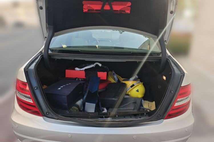 Used Mercedes-Benz C-Class 2010 C 180K Classic model