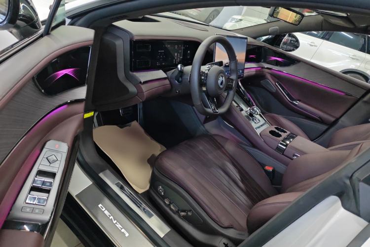 Used Denza Z9GT 2024 1100 Four-Wheel Drive Ultra Version
