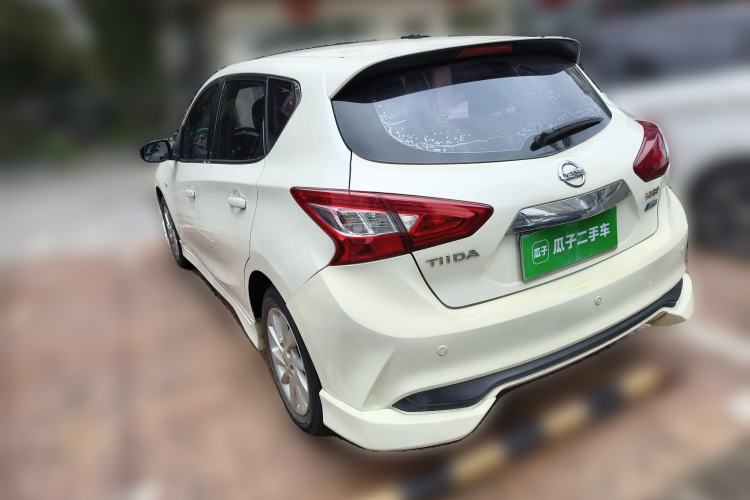 Used Nissan Tiida 2016 1.6L CVT Cool Dynamic Edition
