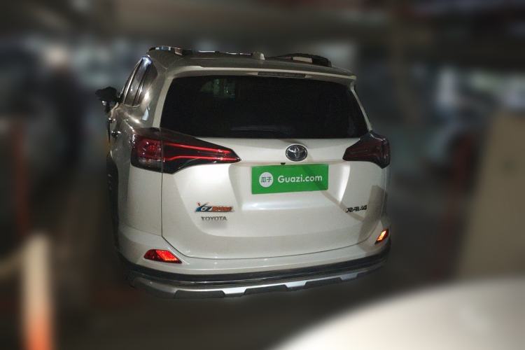 Used Toyota RAV4 2019 2.0L CVT Two-Wheel Drive Fashion X Limited Edition China V Standard