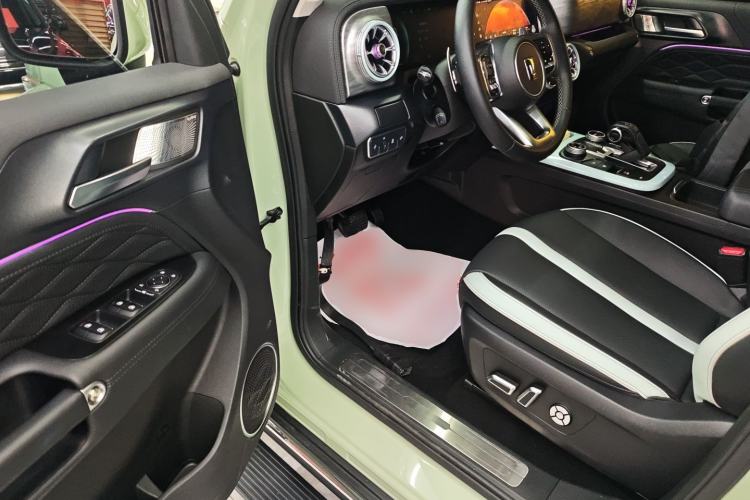 Used Tank 300 2021 City Edition 2.0T—Truly Stylish
