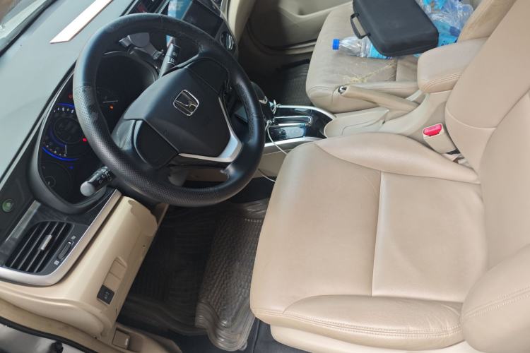 Used Honda Crider 2013 1.8L automatic comfort version