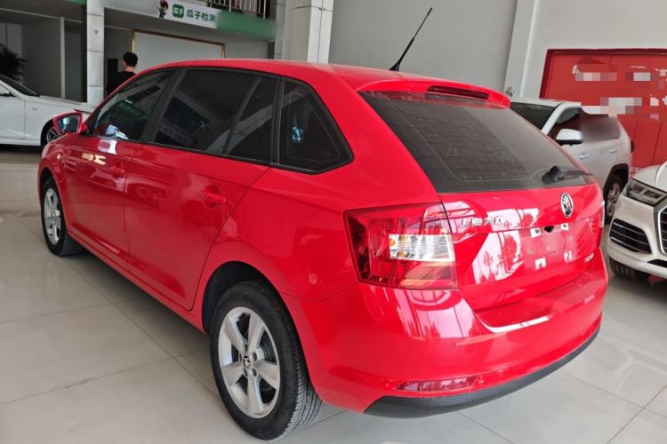 Used Skoda Rapid Spaceback 2014 1.6L Automatic Enjoyment Edition Exterior 2