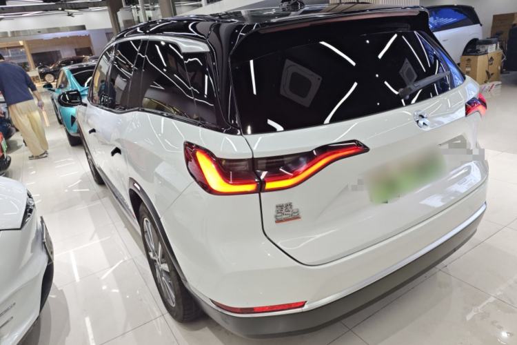 Used Nio ES8 2020 415 km Range 7-Seater Version Rear Left 45 Deg