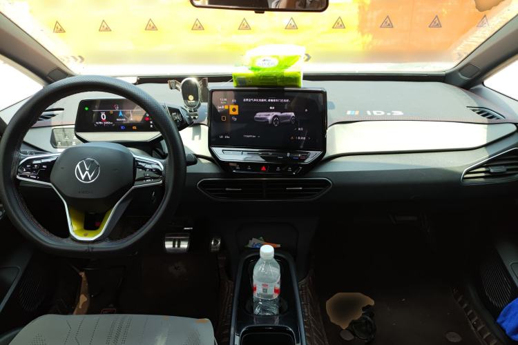 Used Volkswagen ID.3 2023 Upgraded Model Pure Intelligent Enjoyment Version Center Console