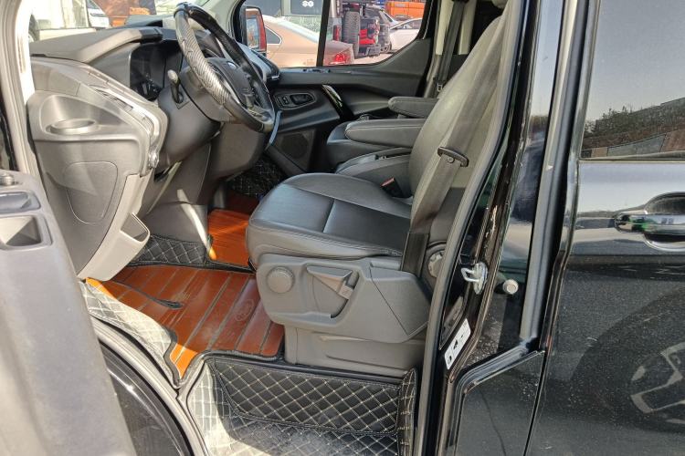 Used Ford Tourneo Custom 2020 2.0T Automatic Elite Edition China VI Standard
