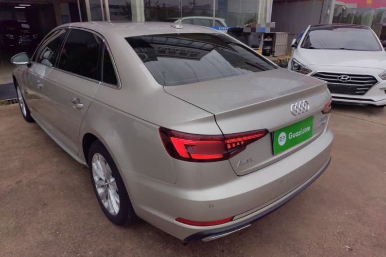 Used Audi A4L 2019 40 TFSI Ambition China VI Rear Left 45 Deg