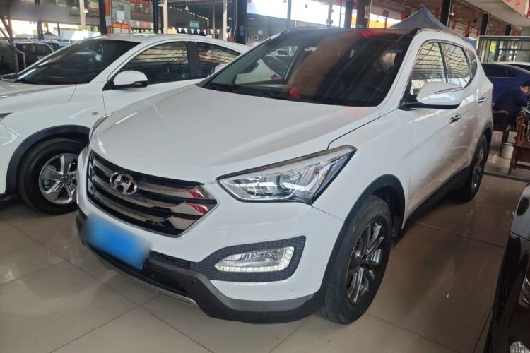Used Hyundai Santa Fe 2015 2.0T Automatic Two-Wheel Drive Smart Version 5 Seats