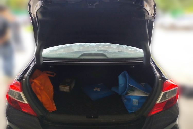 Used Honda Civic 2012 1.8L automatic luxury edition
