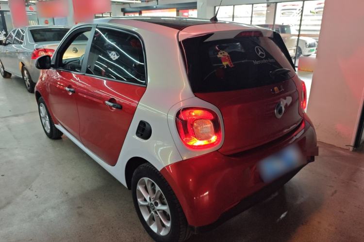 Used smart forfour 2018 1.0L 52 kW Dynamic Edition Exterior 2