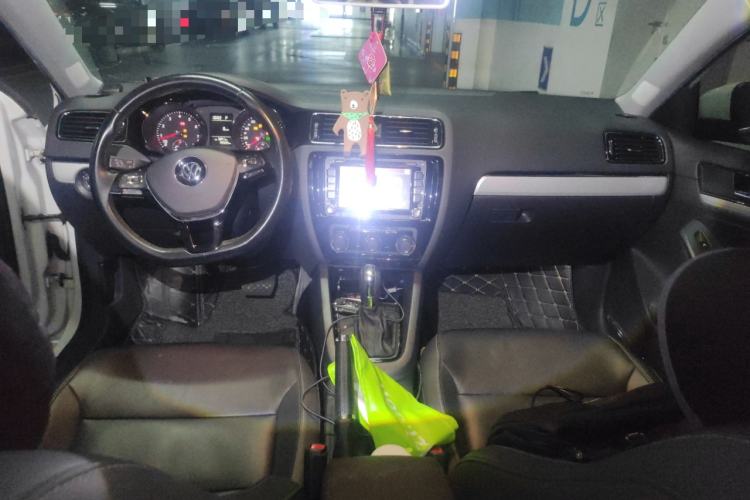 Used Volkswagen Sagitar 2017 230TSI Automatic Comfort Version