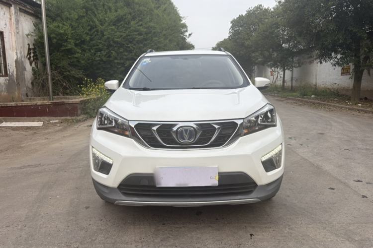 Used CHANGAN CS15 2016 1.5L Manual Fashion Edition Exterior 5