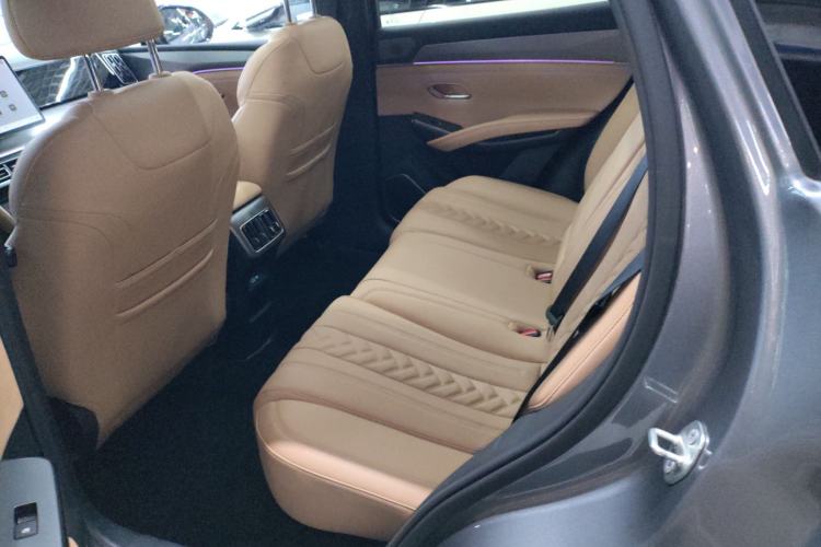 Used BYD Song L DM-i 2025 Intelligent Driving Version 160 km Beyond-Range Type