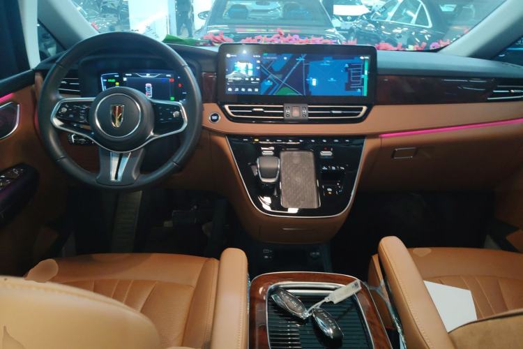 Used Hongqi HQ9 PHEV 2024 2.0T Four-Wheel Drive Luxury Edition Center Console