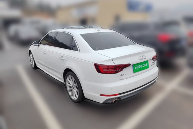 Used Audi A4L 2018 30th Anniversary Edition 40 TFSI Fashion Model
