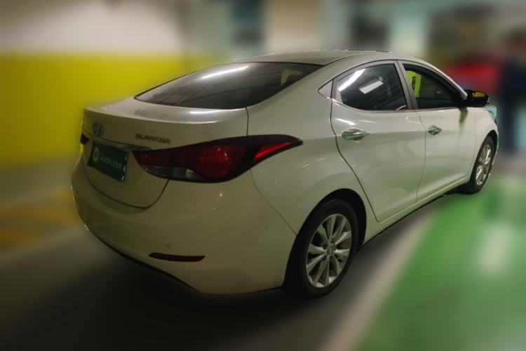 Used Hyundai Elantra (5th Generation / Langdong) 2016 1.6L Manual Luxury Model
