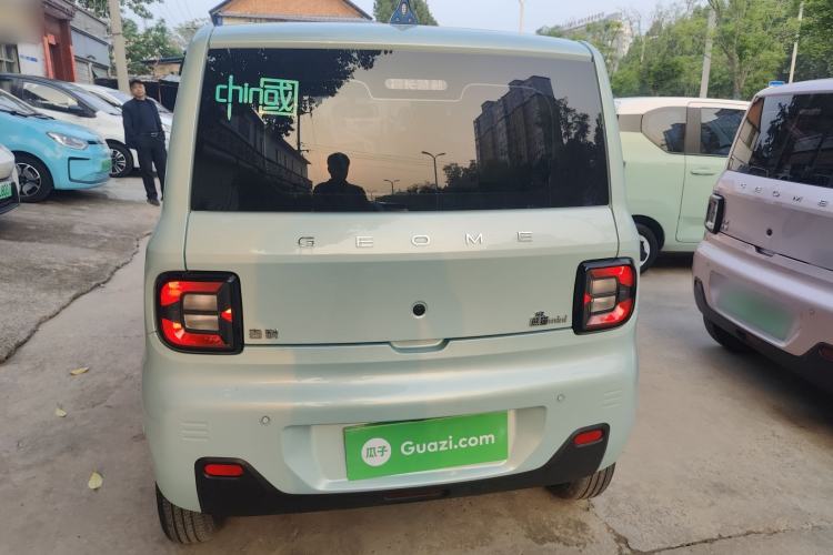 Used Geely Galaxy Panda 2024 Panda Mini 200km Endurance Bear Rear