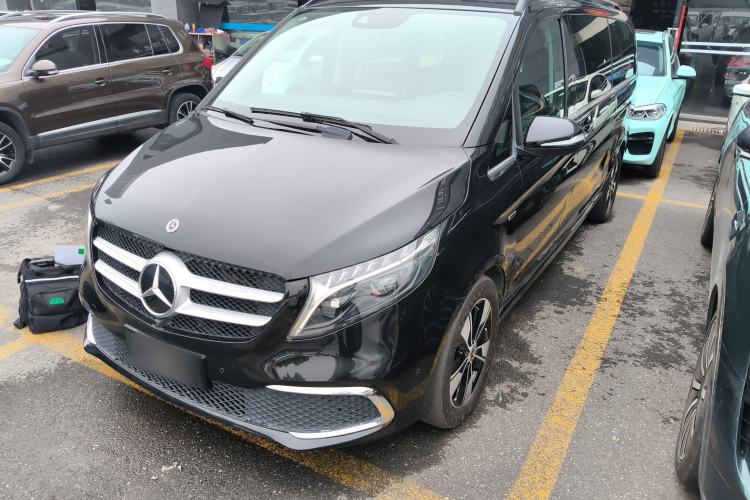 Used Mercedes-Benz V-Class 2022 V 260 L Long Wheelbase Prestige Edition