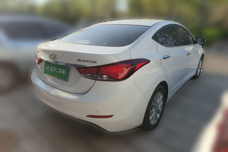 Used Hyundai Elantra (5th Generation / Langdong) 2016 1.6L Automatic Prestige Model Rear Right 45 Deg