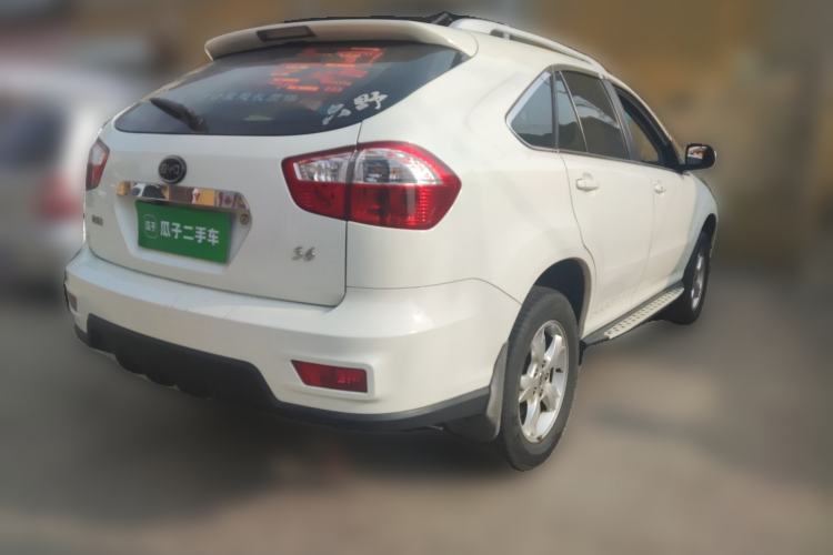 Used BYD S6 2013 Platinum Edition 2.0L Manual Luxury Model