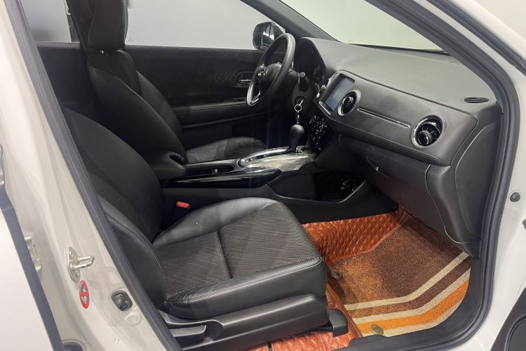 Used Honda XR-V 2017 1.5L LXi CVT Classic Edition Interior 2