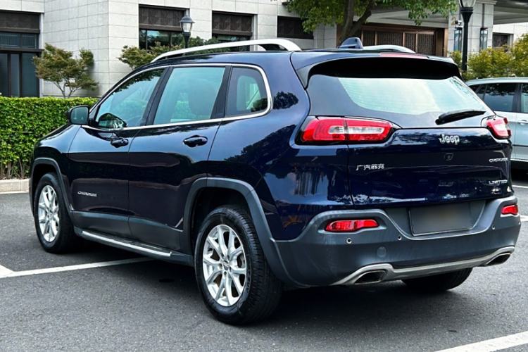 Used Jeep Cherokee 2017 2.4L Leading Smart Edition