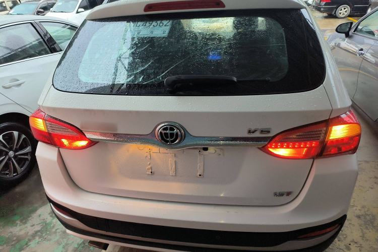 Used Brilliance V5 2014 1.5T Automatic Two-Wheel Drive Sport Model