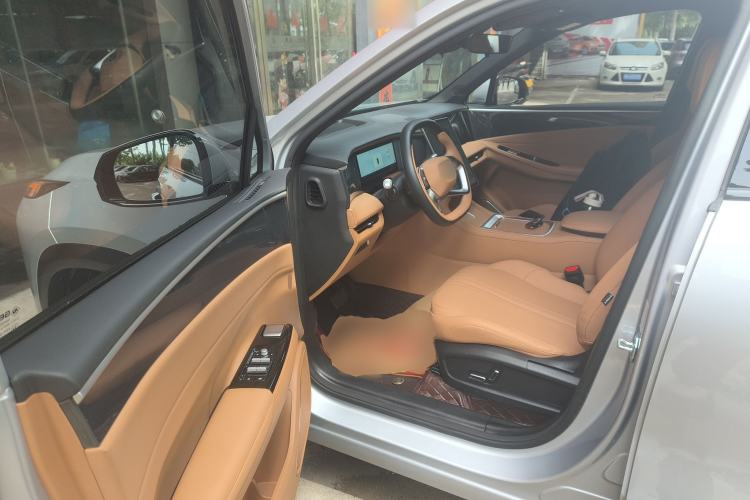 Used Geely Galaxy L7 2025 EM-i 115km Long-Range Version