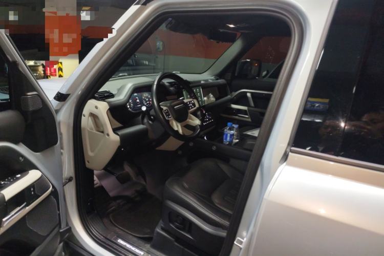 Used Land Rover Defender 2022 110 P400 X-DYNAMIC HSE Driver Seat