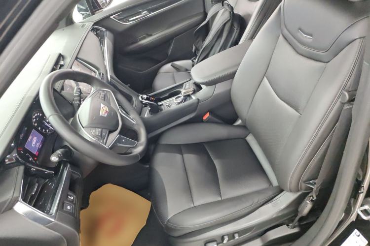 Used Cadillac XT5 2021 2.0T Two-Wheel Drive Luxury Version Left Front Seat